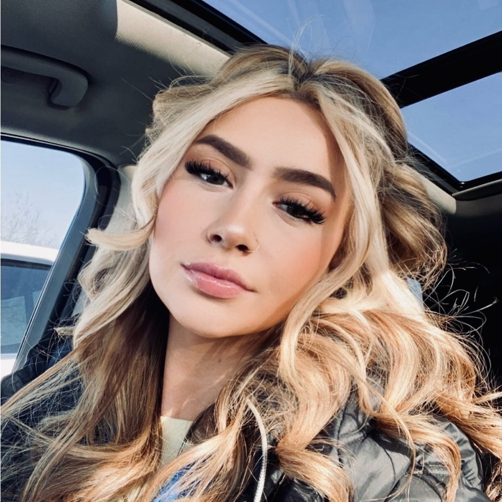 Meet your Posher, Kaylee